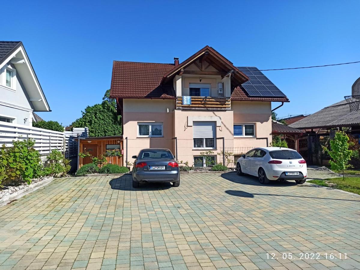 Vagon - Studio - Near Btc, Ljubljana 아파트 외부 사진